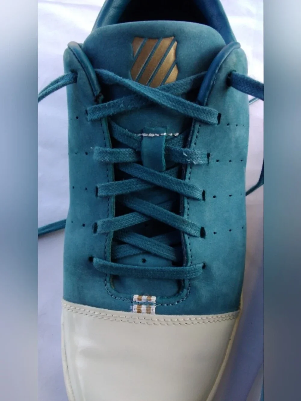 K-Swiss sleek swiss